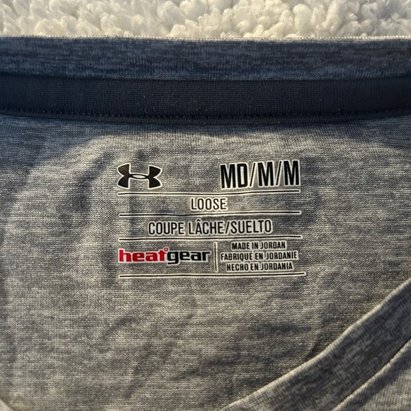 Under Armour Gray Tee - Picture 3 of 4